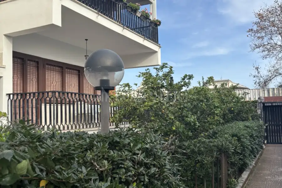 Casa in vendita di 120 mq a €495.000 (rif. 1/2026)