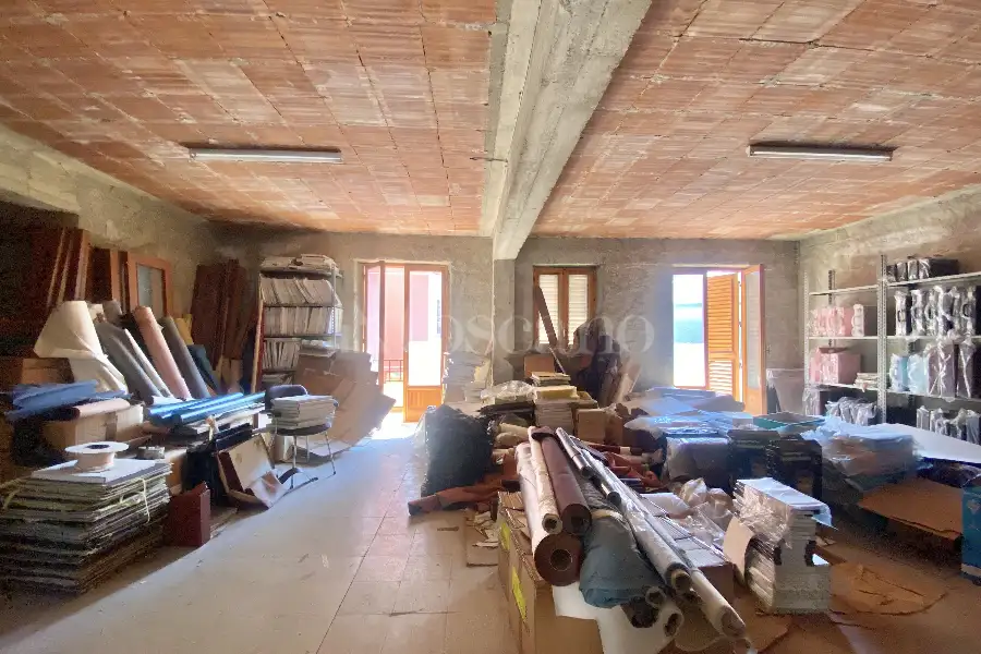 Casa Indipendente in vendita di 220 mq a €164.000 (rif. 16/2026)