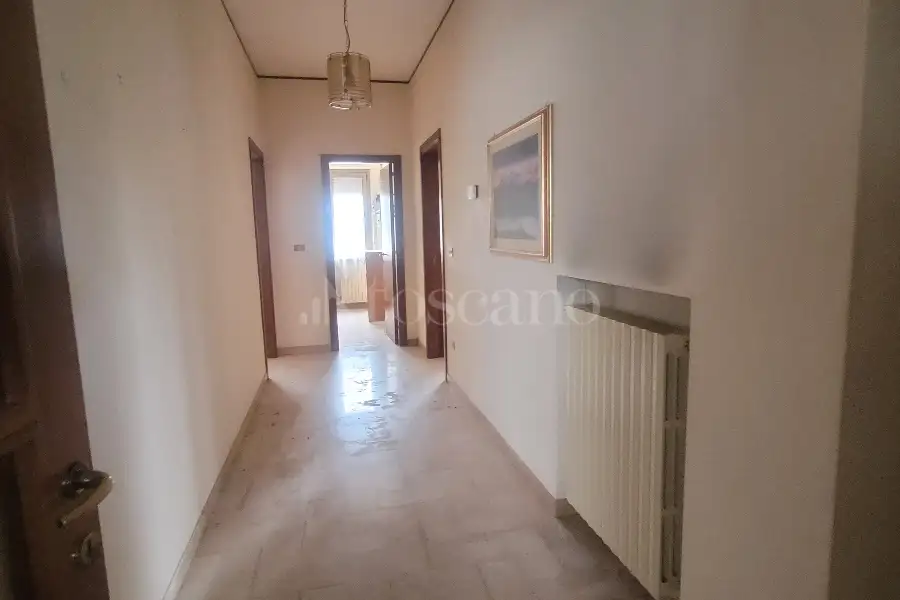 Casa Indipendente in vendita di 534 mq a €255.000 (rif. 1/2026)