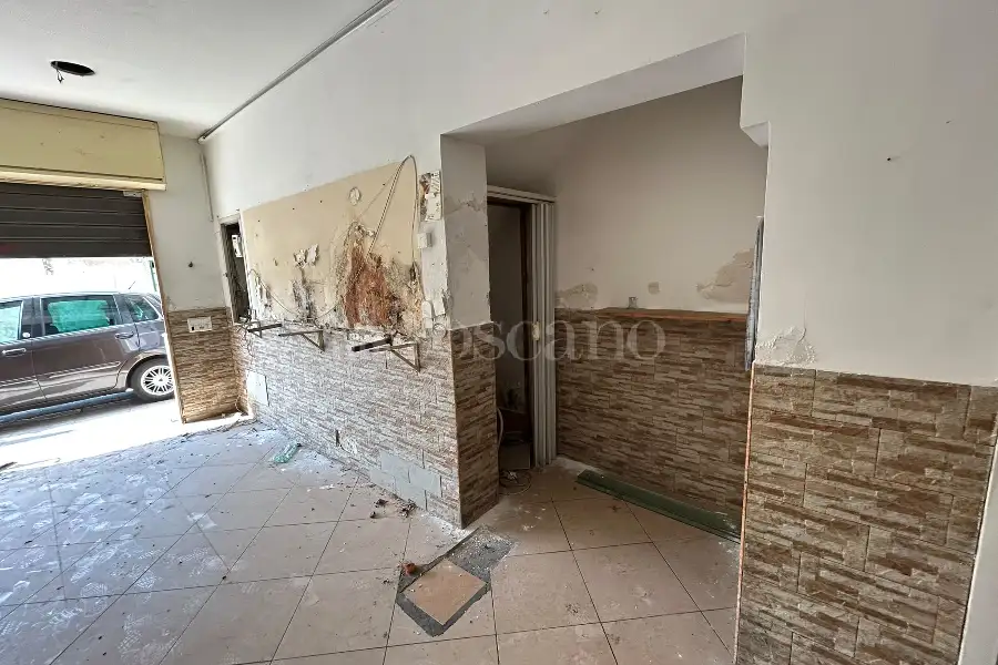 Negozio in vendita di 56 mq a €49.000 (rif. 22/2026)