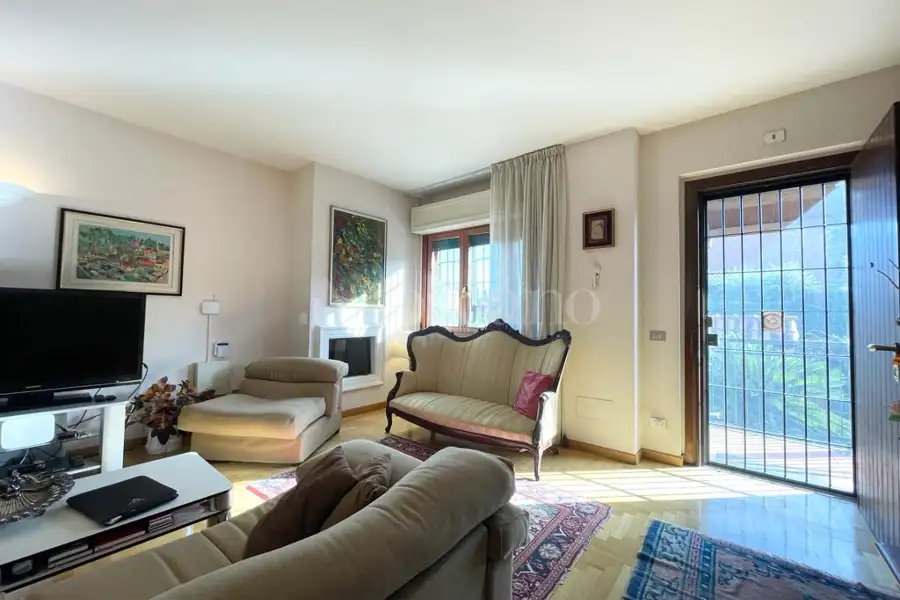 Villa Bifamiliare in vendita di 210 mq a €460.000 (rif. 54/2023)
