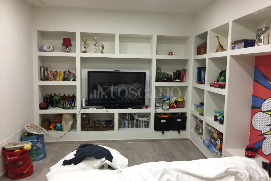 Casa in vendita di 250 mq a €899.000 (rif. 5/2026)