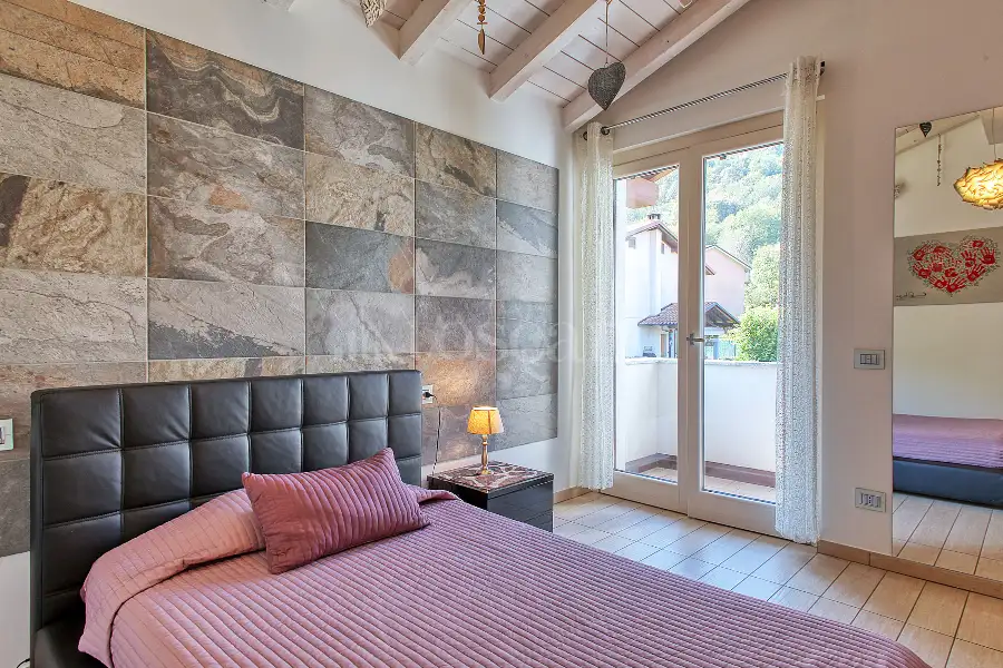Villa in vendita di 275 mq a €820.000 (rif. 48/2026)