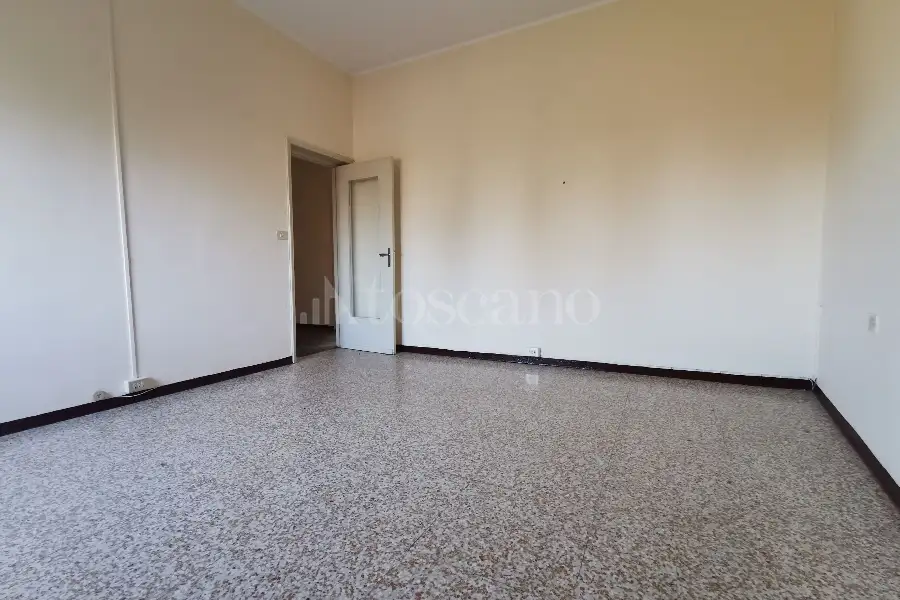 Palazzo in vendita di 510 mq a €240.000 (rif. 39/2026)