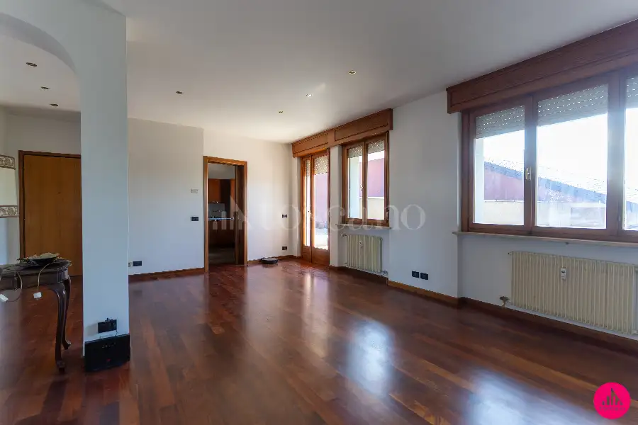 Attico in vendita di 160 mq a €349.000 (rif. 1/2026)