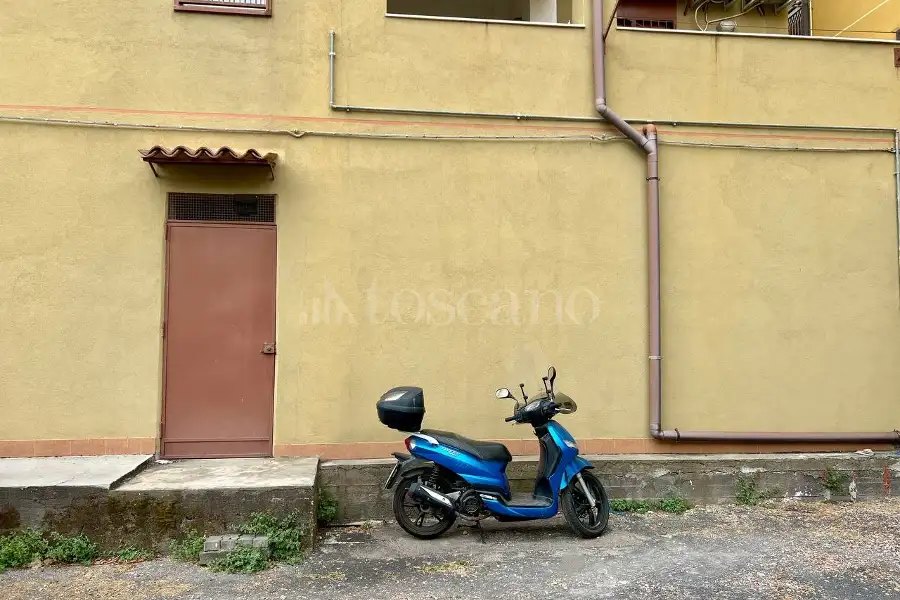 Magazzino in vendita di 155 mq a €98.000 (rif. 142/2026)