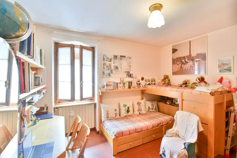 Casa in vendita di 250 mq a €270.000 (rif. 28/2025)