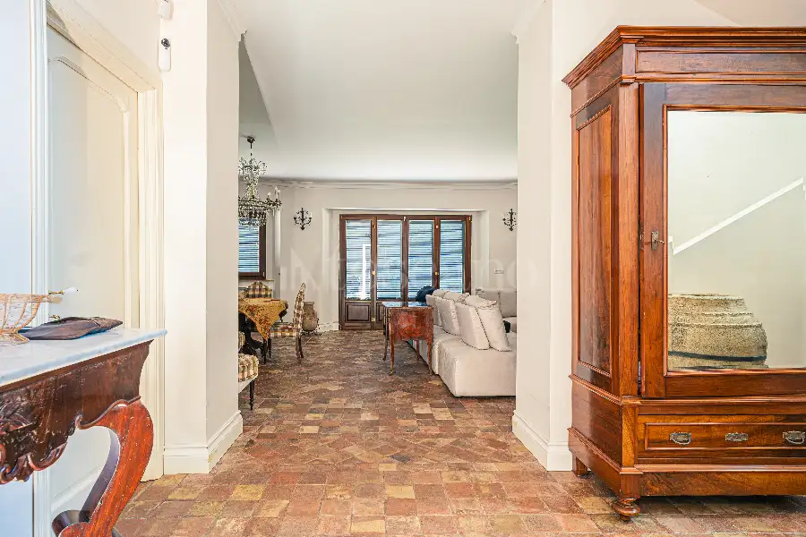Villa in vendita di 300 mq a €490.000 (rif. 44/2025)
