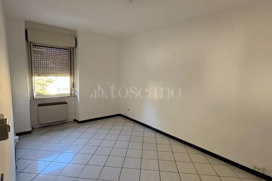 Stabile Uso Ufficio in vendita di 310 mq a €350.000 (rif. 80/2026)