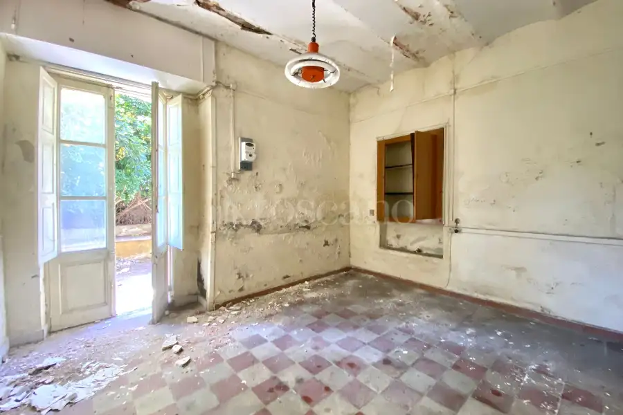 Casa Indipendente in vendita di 192 mq a €87.000 (rif. 44/2023)