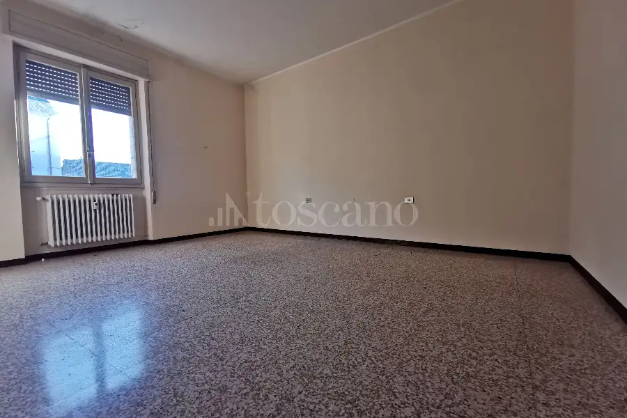 Palazzo in vendita di 510 mq a €240.000 (rif. 39/2026)