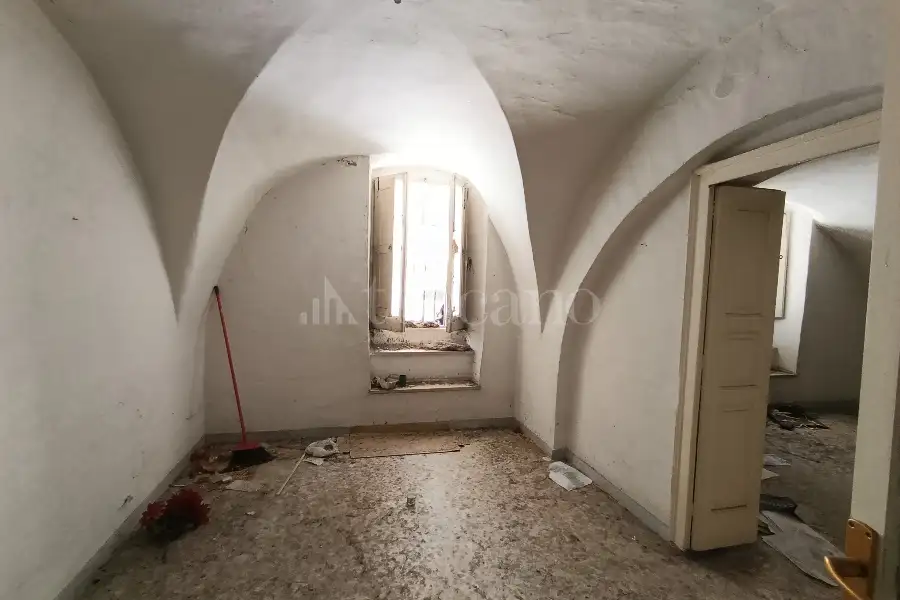 Palazzo in vendita di 408 mq a €1.100.000 (rif. 23/2026)