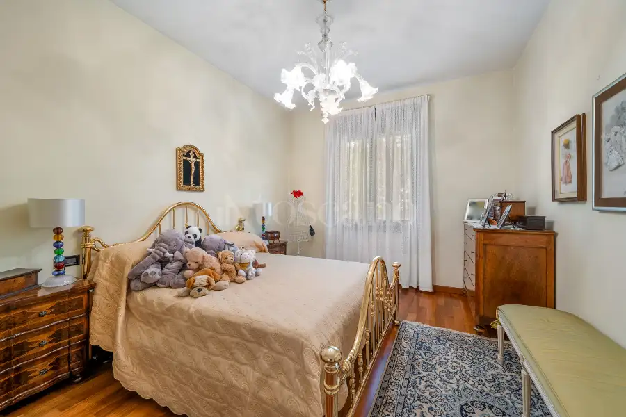 Villa in vendita di 420 mq a €2.700.000 (rif. 31/2025)