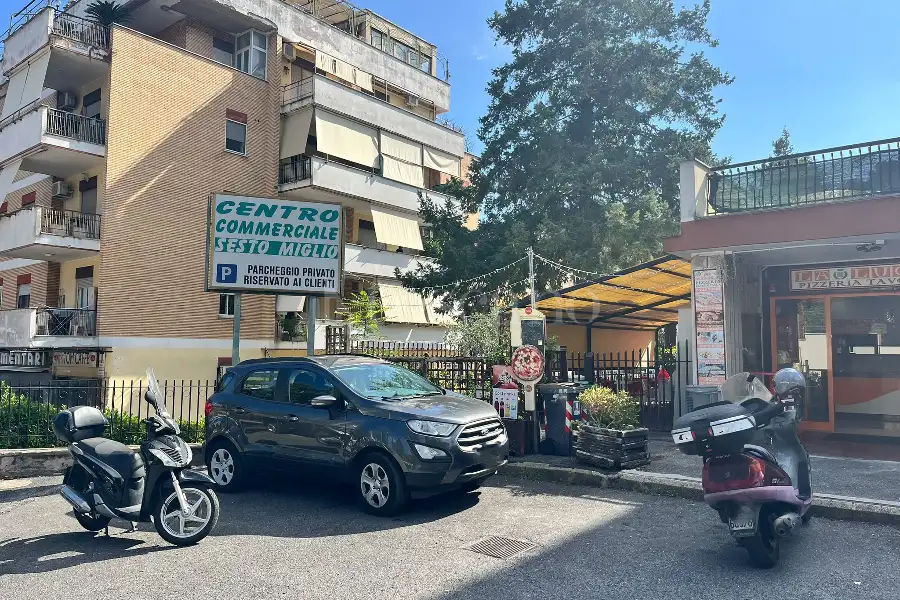 Negozio in vendita di 90 mq a €145.000 (rif. 53/2026)