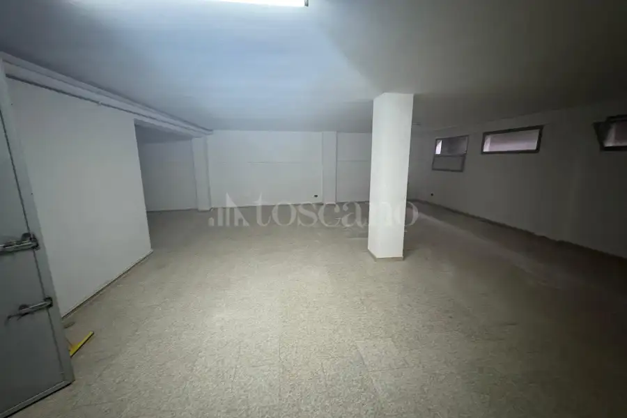 Negozio in vendita di 114 mq a €205.000 (rif. 8/2026)