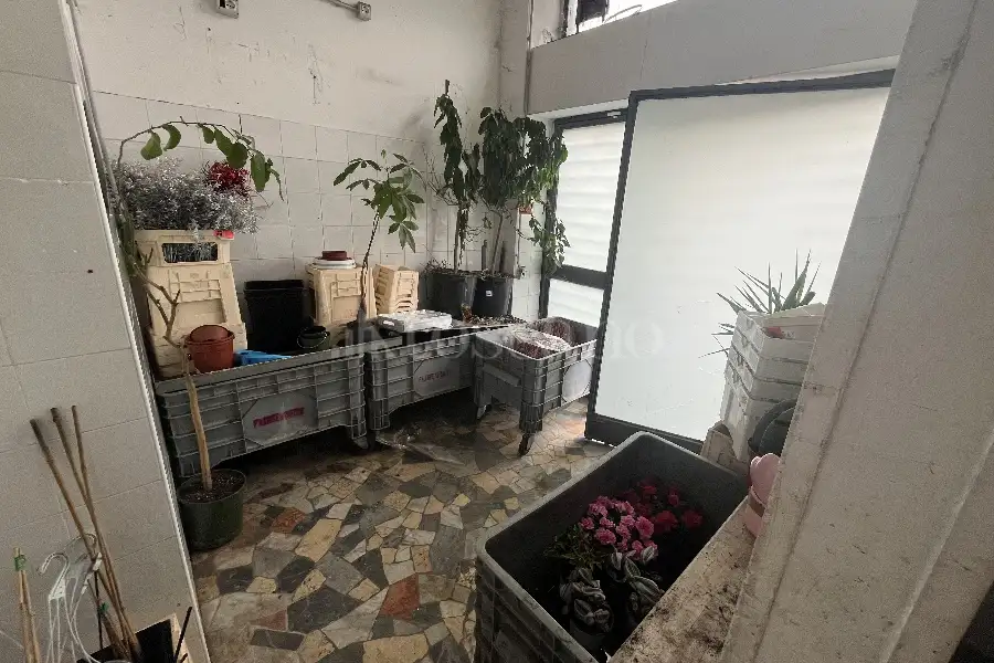 Negozio in vendita di 60 mq a €225.000 (rif. 33/2025)