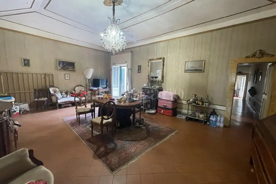 Casa in vendita di 240 mq a €1.299.000 (rif. 40/2026)