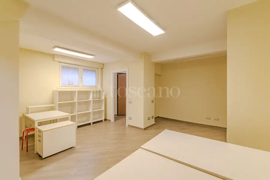Ufficio in vendita di 70 mq a €275.000 (rif. 24/2026)