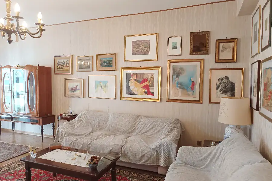 Casa in vendita di 221 mq a €169.000 (rif. 143/2025)