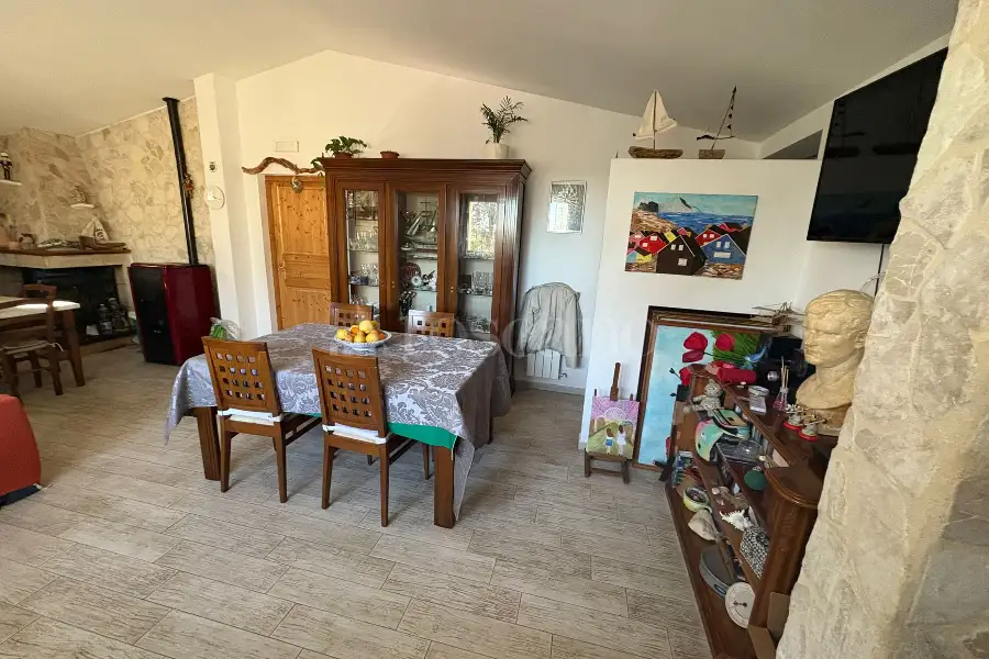 Villa in vendita di 180 mq a €180.000 (rif. 33/2025)