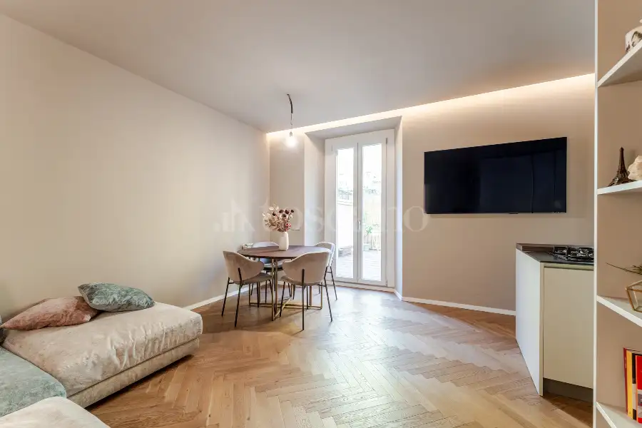 Casa in vendita di 90 mq a €900.000 (rif. 4/2026)