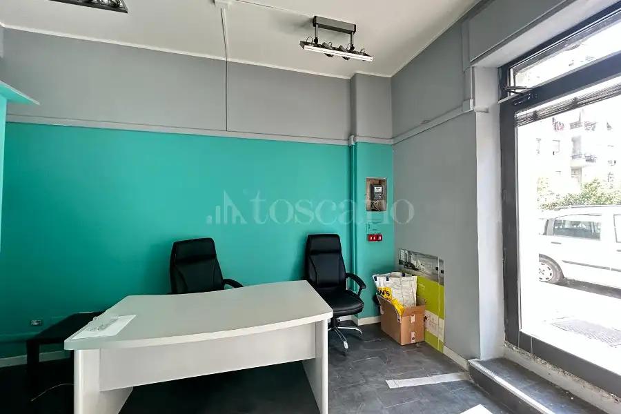 Negozio in affitto di 33 mq a €750 (rif. 20/2026)