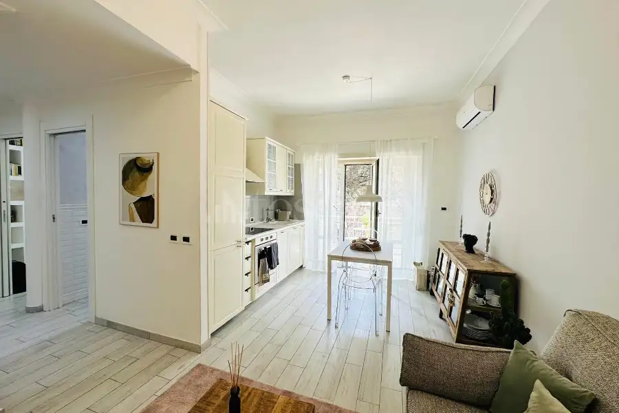 Casa in vendita di 65 mq a €315.000 (rif. 6/2026)