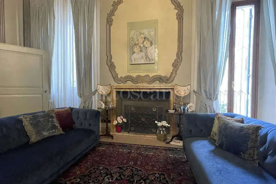 Casa in vendita di 200 mq a €1.800.000 (rif. 16/2024)