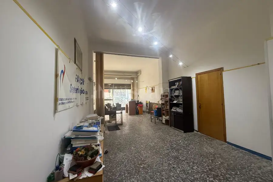 Negozio in vendita di 51 mq a €62.000 (rif. 13/2026)