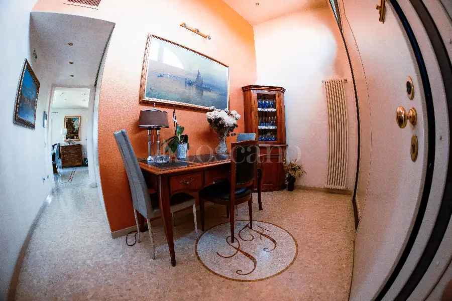 Casa Indipendente in vendita di 340 mq a €1.490.000 (rif. 24/2026)