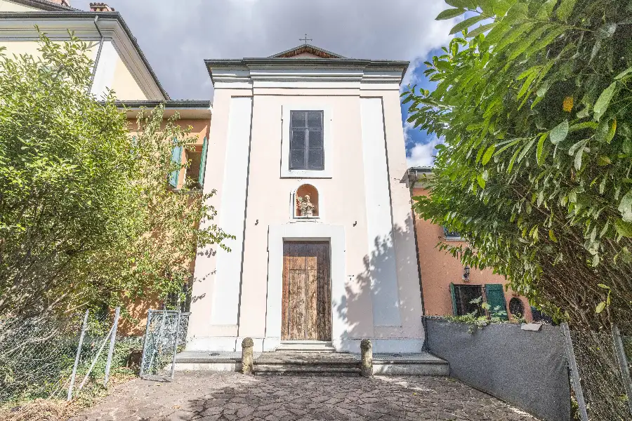 Villa in vendita di 2.660 mq a €950.000 (rif. 43/2025)