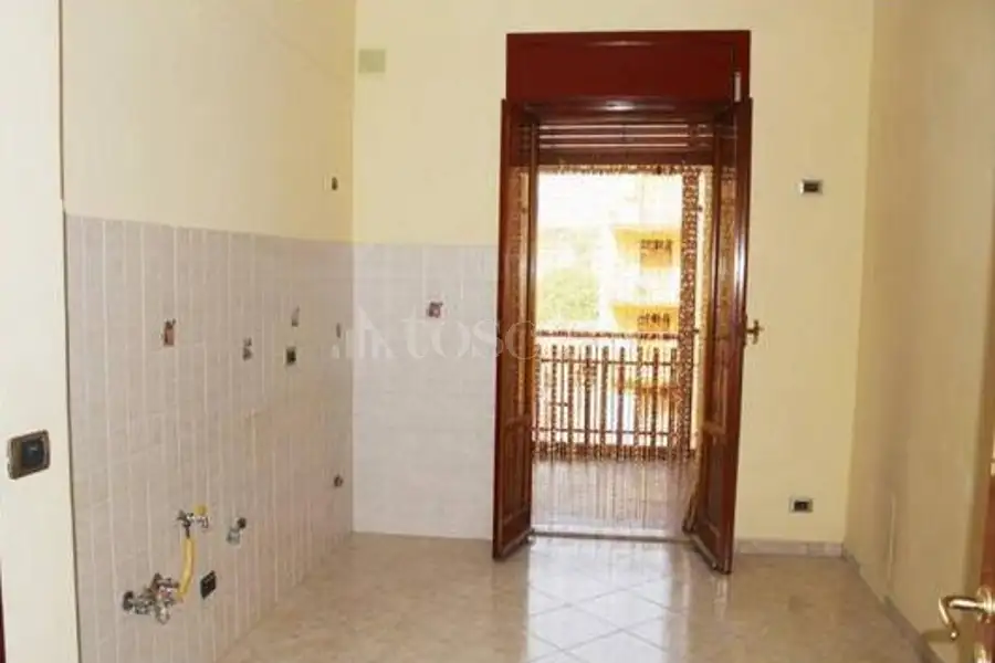Casa in affitto di 150 mq a €890 (rif. 151/2026)