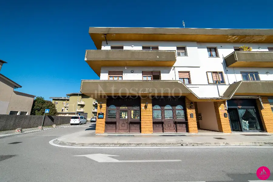 Negozio in vendita di 125 mq a €125.000 (rif. 46/2025)
