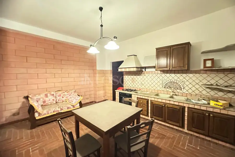 Casa Indipendente in vendita di 233 mq a €199.000 (rif. 95/2025)