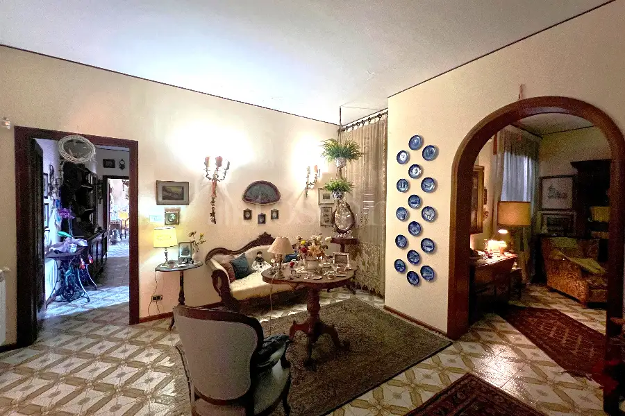 Casa in vendita di 250 mq a €229.000 (rif. 152/2025)