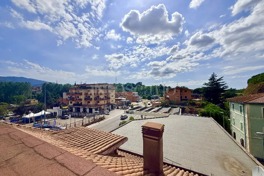 Attico in vendita di 230 mq a €189.000 (rif. 54/2026)