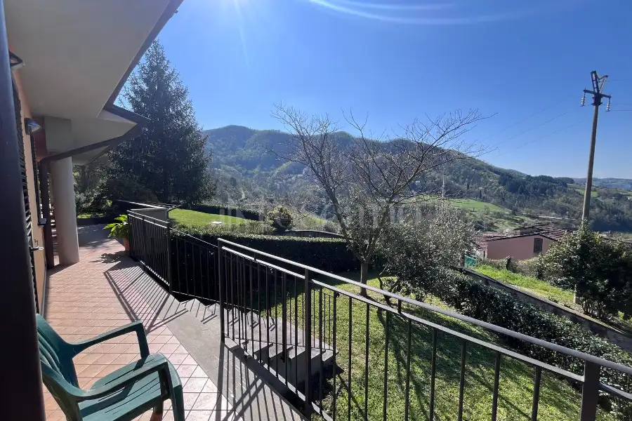 Villa in vendita di 300 mq a €825.000 (rif. 24/2025)