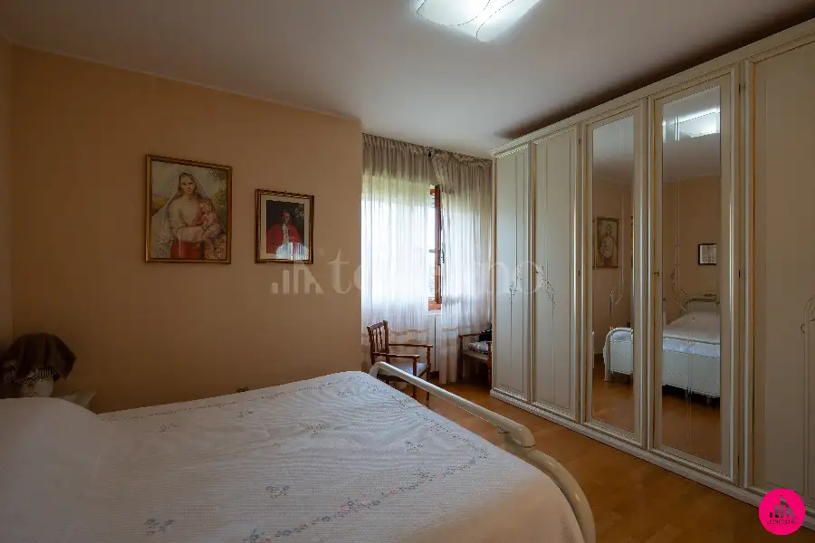 Villa Plurifamiliare in vendita di 195 mq a €179.000 (rif. 80/2026)