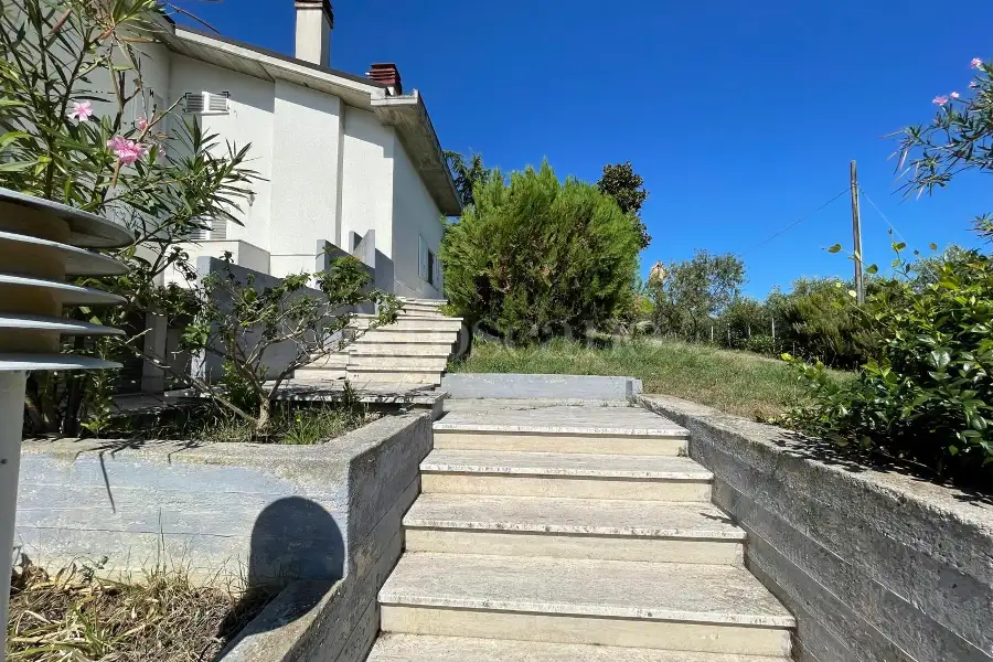Villino a Schiera in vendita di 150 mq a €195.000 (rif. 42/2025)