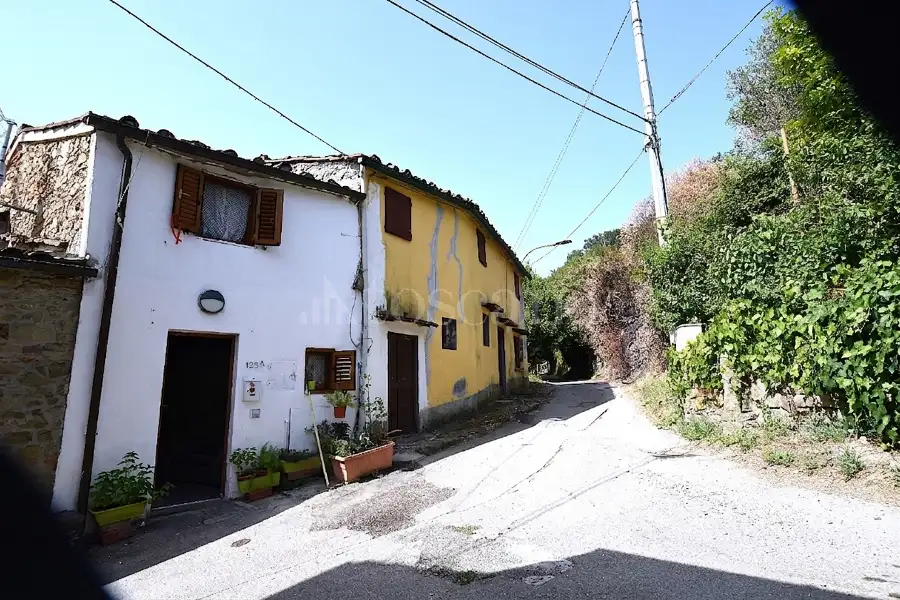 Casa Indipendente in vendita di 75 mq a €69.000 (rif. 35/2026)