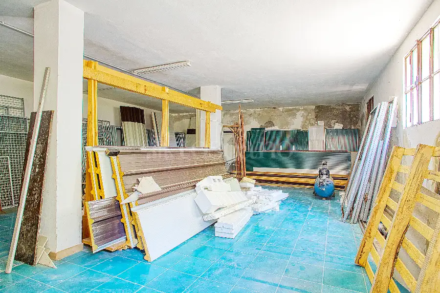 Magazzino in vendita di 140 mq a €45.000 (rif. 33/2026)