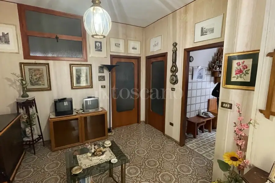Casa Indipendente in vendita di 310 mq a €159.000 (rif. 1/2026)