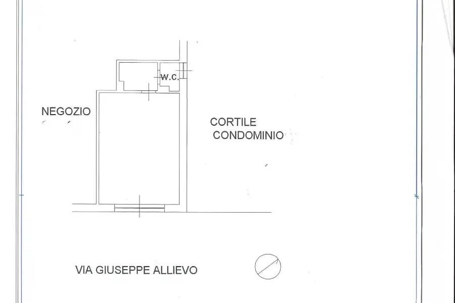 Negozio in affitto di 30 mq a €850 (rif. 50/2025)