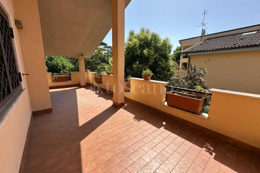 Villa in vendita di 280 mq a €420.000 (rif. 8/2026)