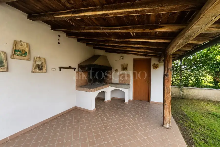 Villa in vendita di 310 mq a €479.000 (rif. 32/2026)