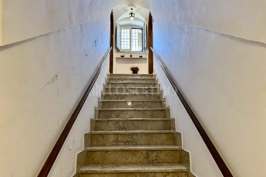 Villa in vendita di 433 mq a €350.000 (rif. 117/2025)