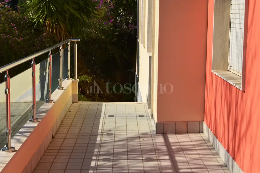 Casa in vendita di 305 mq trattativa riservata (rif. 35/2022)