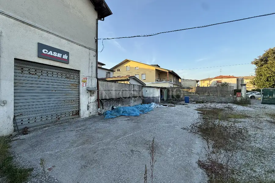 Capannone in vendita di 360 mq a €435.000 (rif. 50/2025)