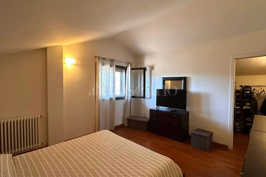 Casa Indipendente in vendita di 204 mq a €498.000 (rif. 173/2026)
