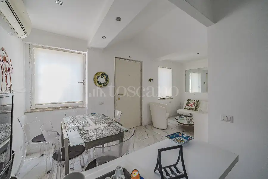 Villa in vendita di 210 mq a €980.000 (rif. 50/2026)